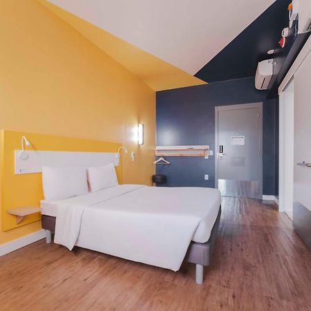 Ibis Budget Farroupilha Extérieur photo