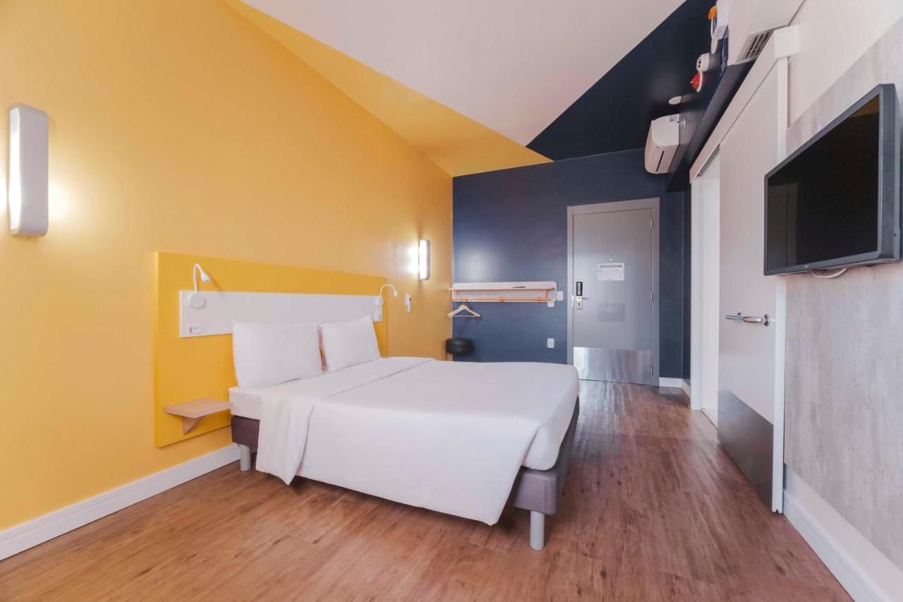 Ibis Budget Farroupilha Extérieur photo